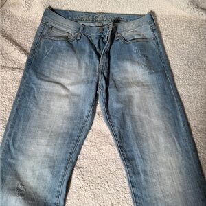 American Eagle Outfitters Light Original Straight Blue Men's Jeans. Size 33/32.